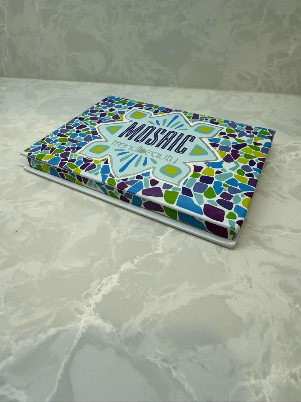 Mosaic Trendbeauty Eyeshadow Palette - Multi-Color